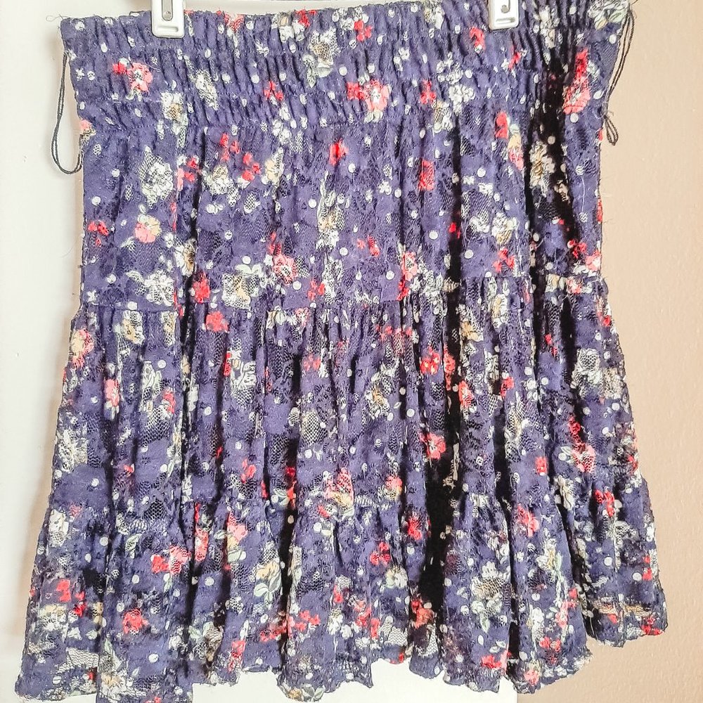 Vanity ruffled floral skirt